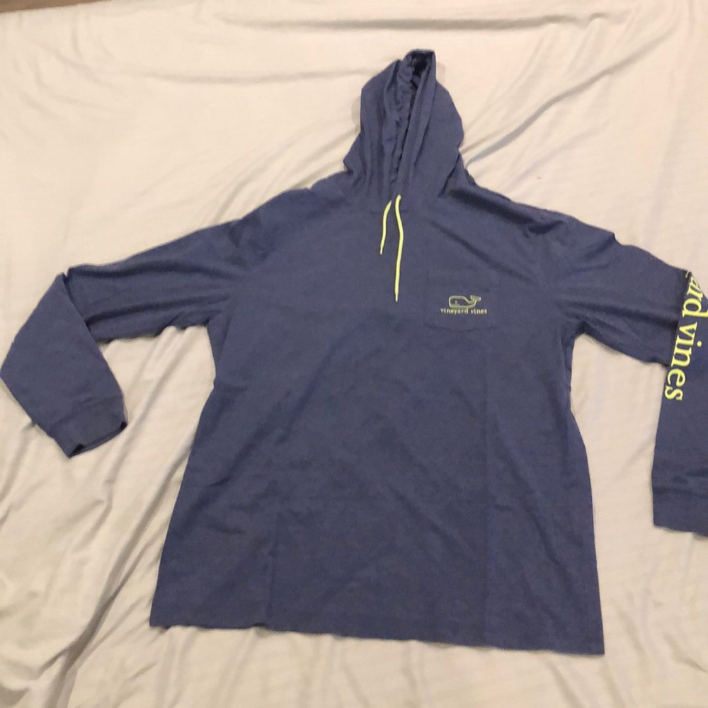 Blue vineyard vines light hoodie